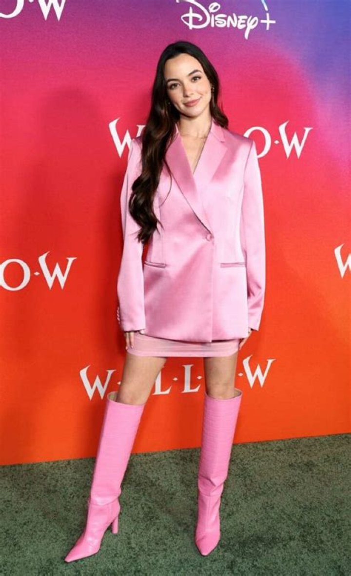 Veronica Merrell Height, Weight, Age, Boyfriend, Family, Facts, Biography