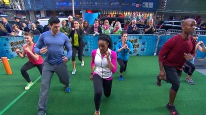 Want to Make Workouts Easy in 2018? Follow Simple Tricks Shared by Michael Strahan’s Trainer Latreal Mitchell