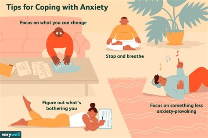 7 Effective Ways to Control Your Anxiety, According to Therapists