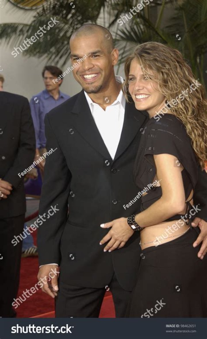 Who is Amaury Nolasco Dating Now