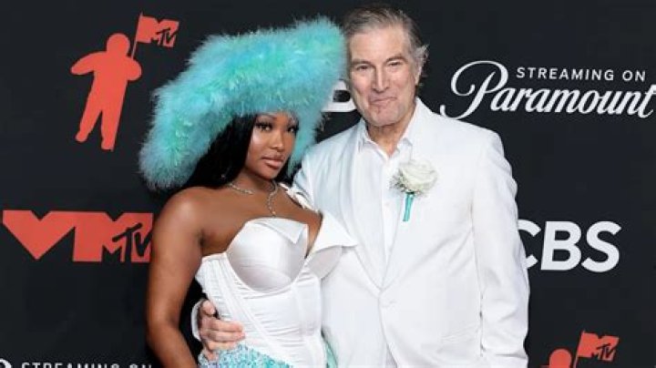 Who is Andrew W Walker Dating Now