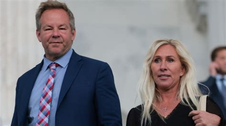 Who is Brian Matthews Dating Now?