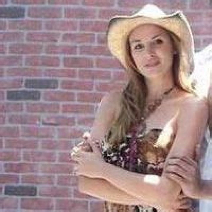 Who is Elena Boeva Dating Now?