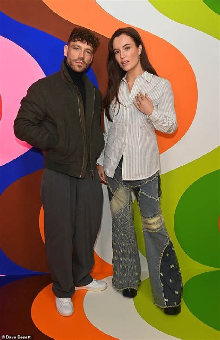 Who is Gianna Newborg Dating Now