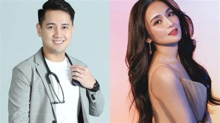 Who is Kathleen Robertson Dating Now?