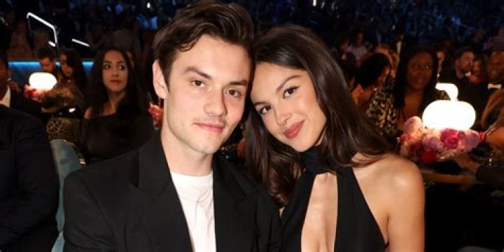 Who is Olivia Mears Dating Now?