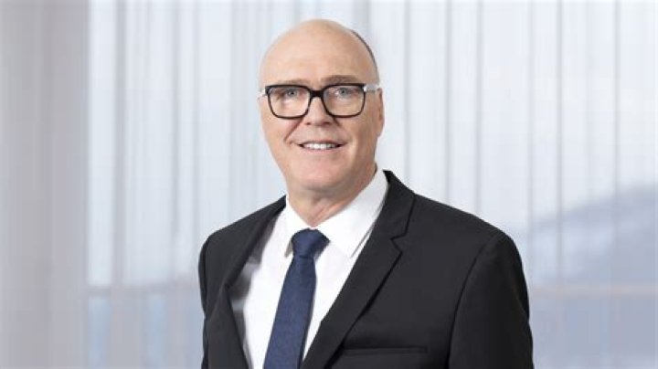 Who is Phil Pfister Dating Now?