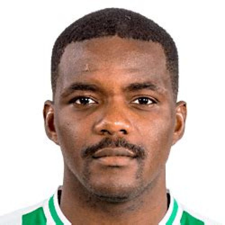 Portugal's Footballer William Carvalho's Bio, Salary, Net Worth, Wife, Kids, Stats, FIFA 22, Instagram, Parents, Stats, Wiki