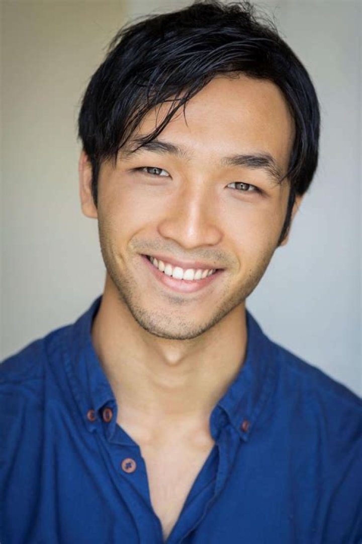 Yoson An Height, Weight, Age, Girlfriend, Family, Biography, Facts