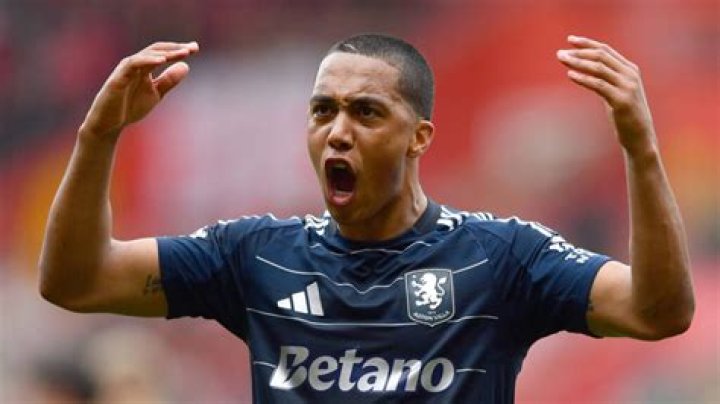 Youri Tielemans | Bio-salary, net worth, married, affair, dating, children, girlfriend, relationship, career
